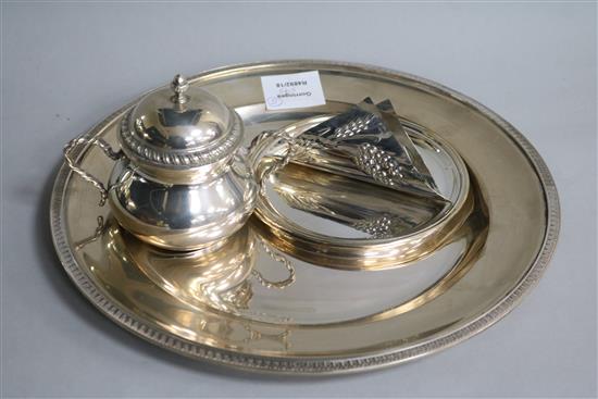 A group of 800 standard silver - 3 dishes and a jam pot etc.